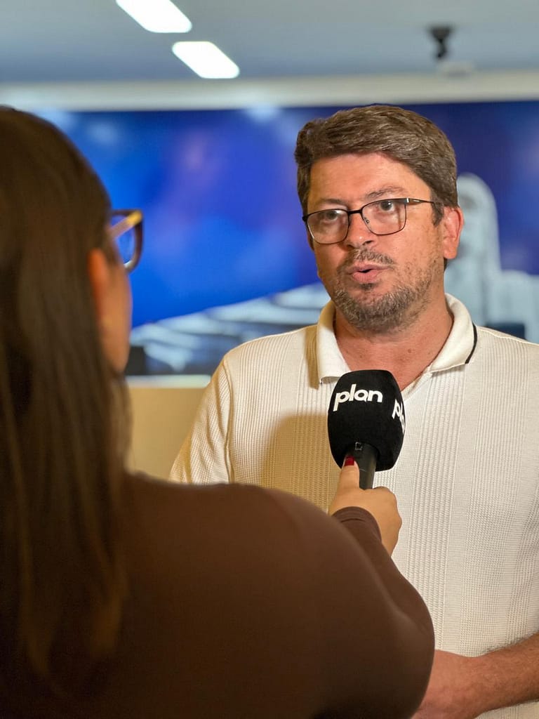 Flavinho pede esclarecimentos sobre o aparecimento e a prevenção de acidentes com escorpiões em Poços