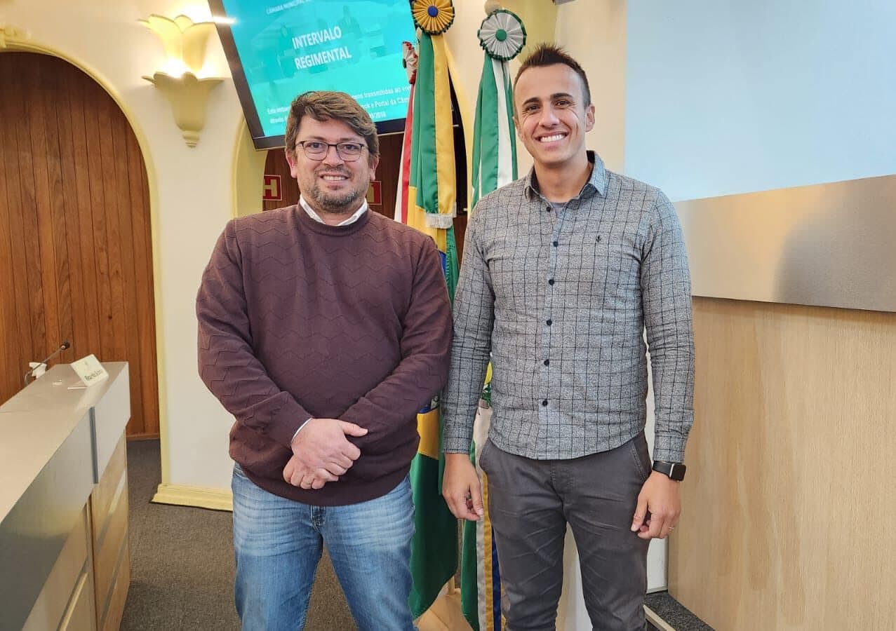 Vereadores Flavinho e Dofu apresentam projeto que permite agendamento de consultas por aplicativo ou telefone