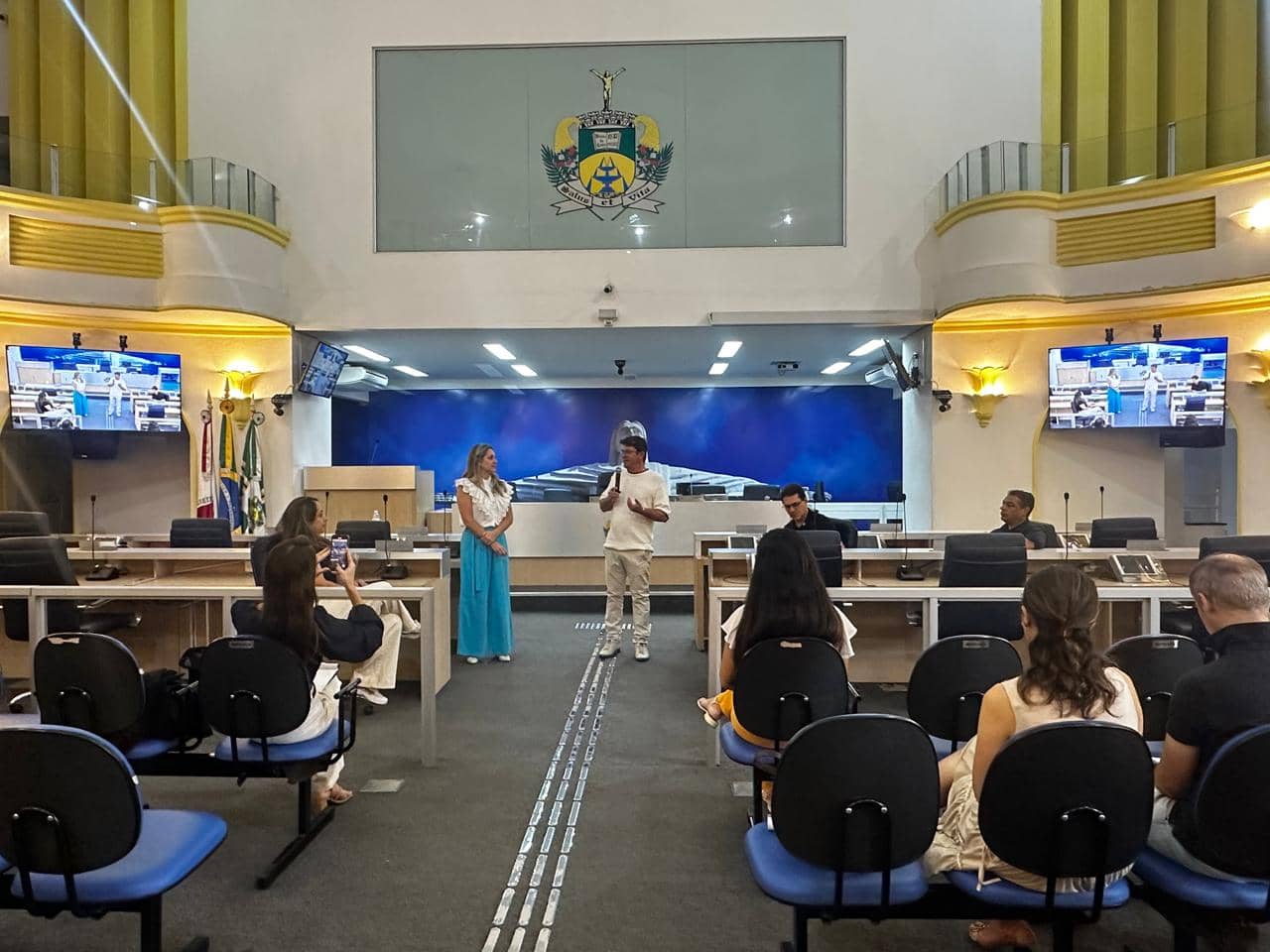 Flavinho defende presença de fisioterapeuta nas maternidades públicas e conveniadas ao SUS