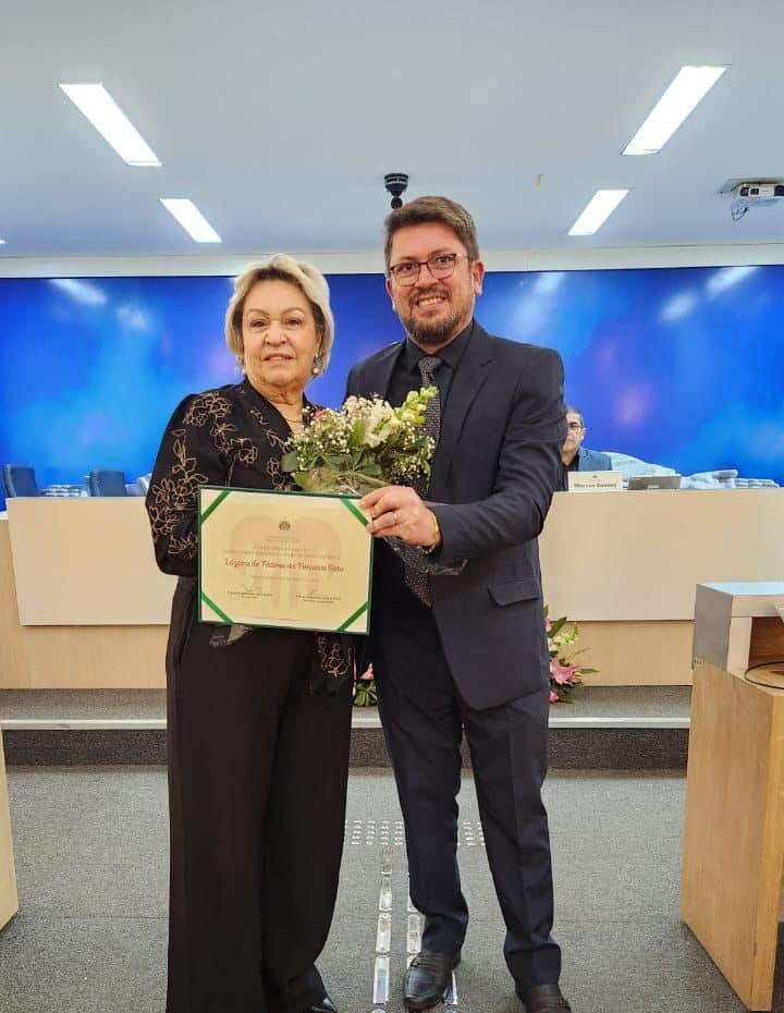 Flavinho se emociona com a entrega de mais um Diploma Jacques Rodrigues de Carvalho de Mérito Voluntário: “reconhecer quem se doa ao próximo é o objetivo”