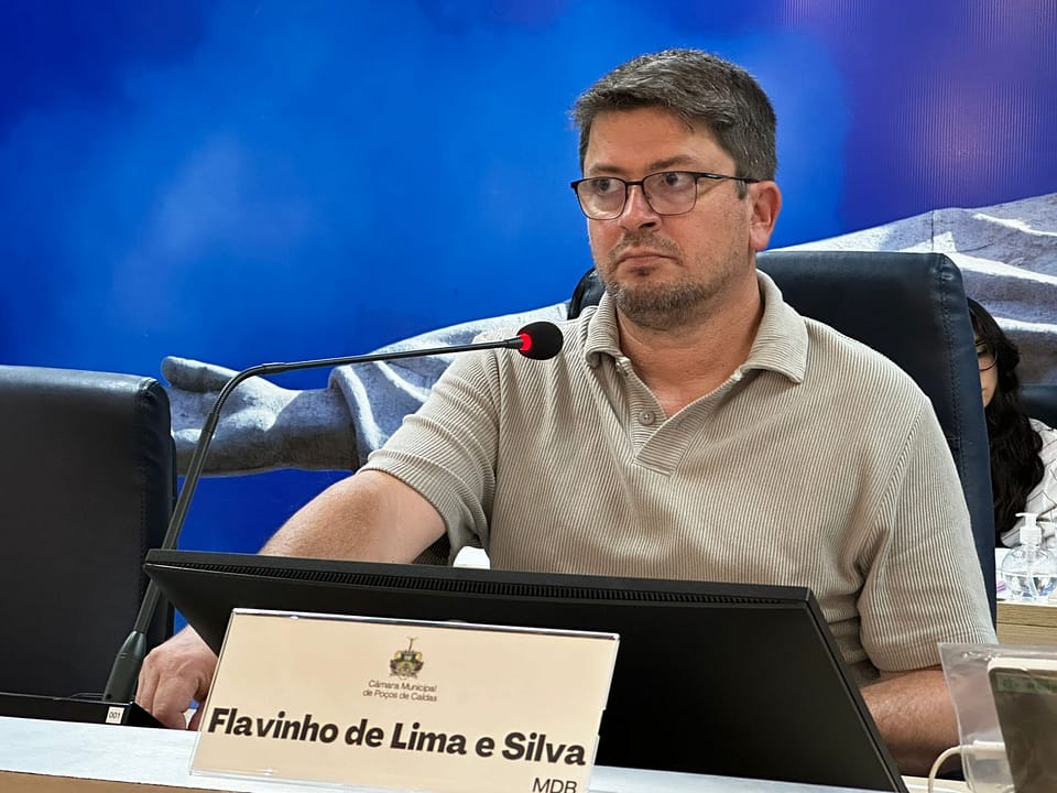 Atraso na entrega de suplemento: Flavinho volta a cobrar solução